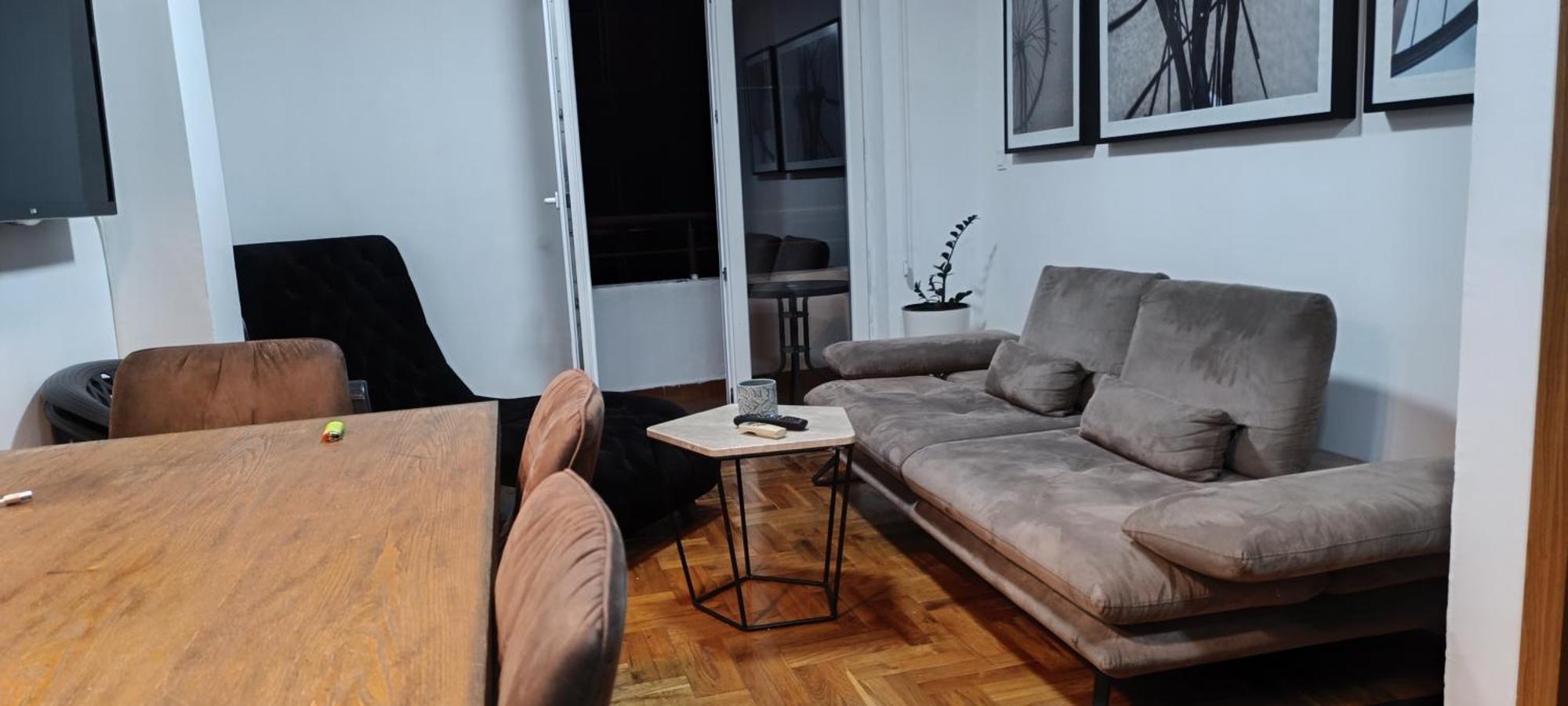 Haustor Apartment *